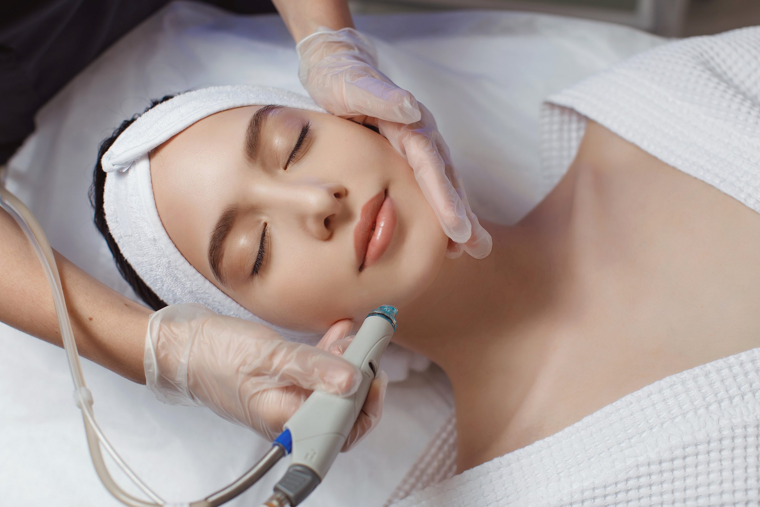 Know the Benefits of HydraFacial That Is Way More Than an Ordinary Facial 3